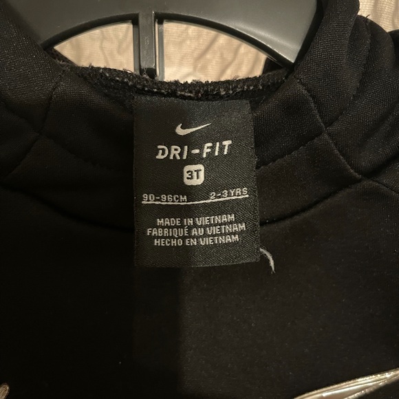 🖤3T Nike Dri-Fit Hoodie - Picture 4 of 5